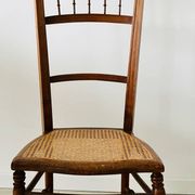 Chaise ancienne