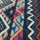 Tapis bleu à motifs multicolores tissés mains en laine naturelle