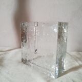 Soliflore in glass pavement