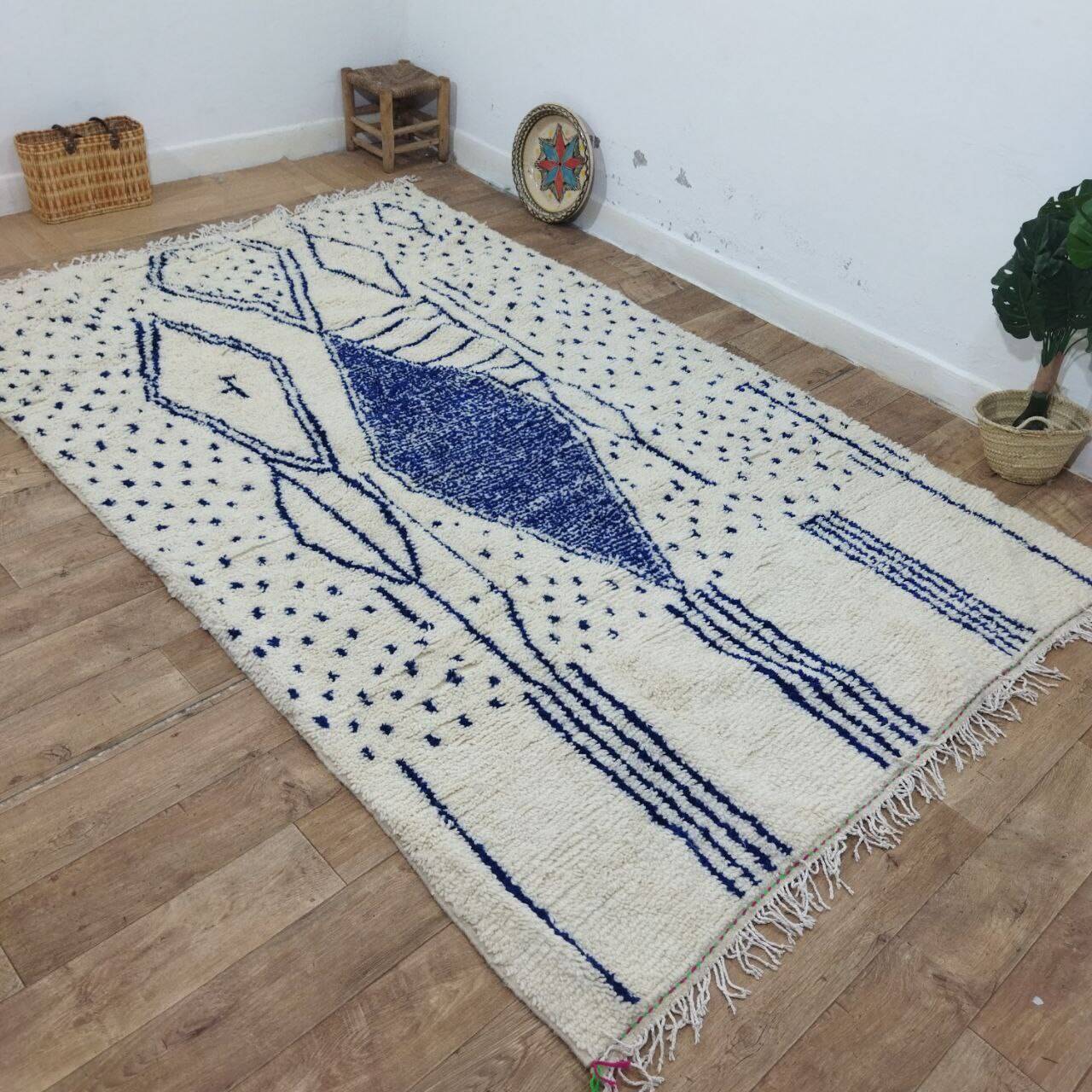 Vintage Azilal rug 290x190 cm - Blue geometric patterns