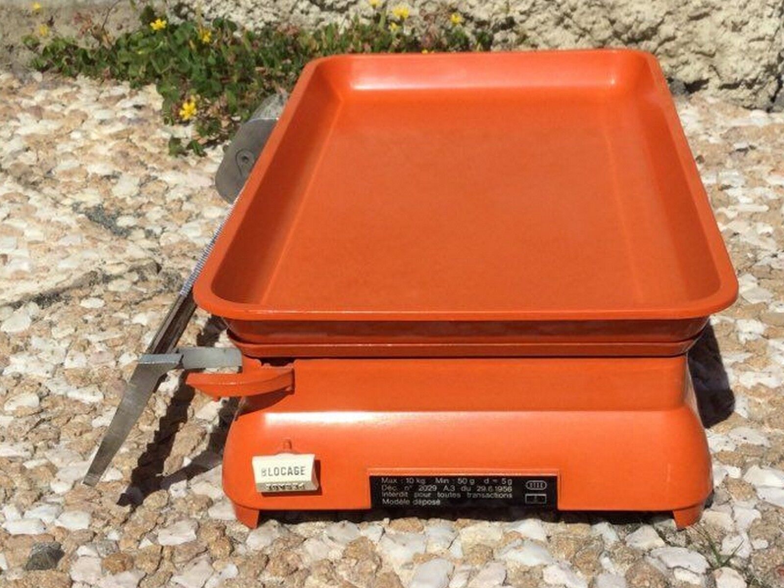 Orange household slider scale terraillon vintage from the 70