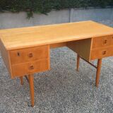 Scandinavian desk brand GDR