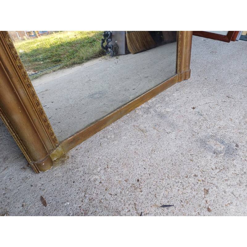 19th century mirror in wood and gilded stucco "scallop shell"