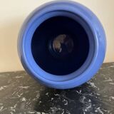 Vase en céramique émaillée bleue