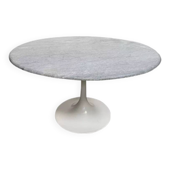 Marble tulip table