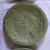 8 assiettes plates anciennes en barbotine