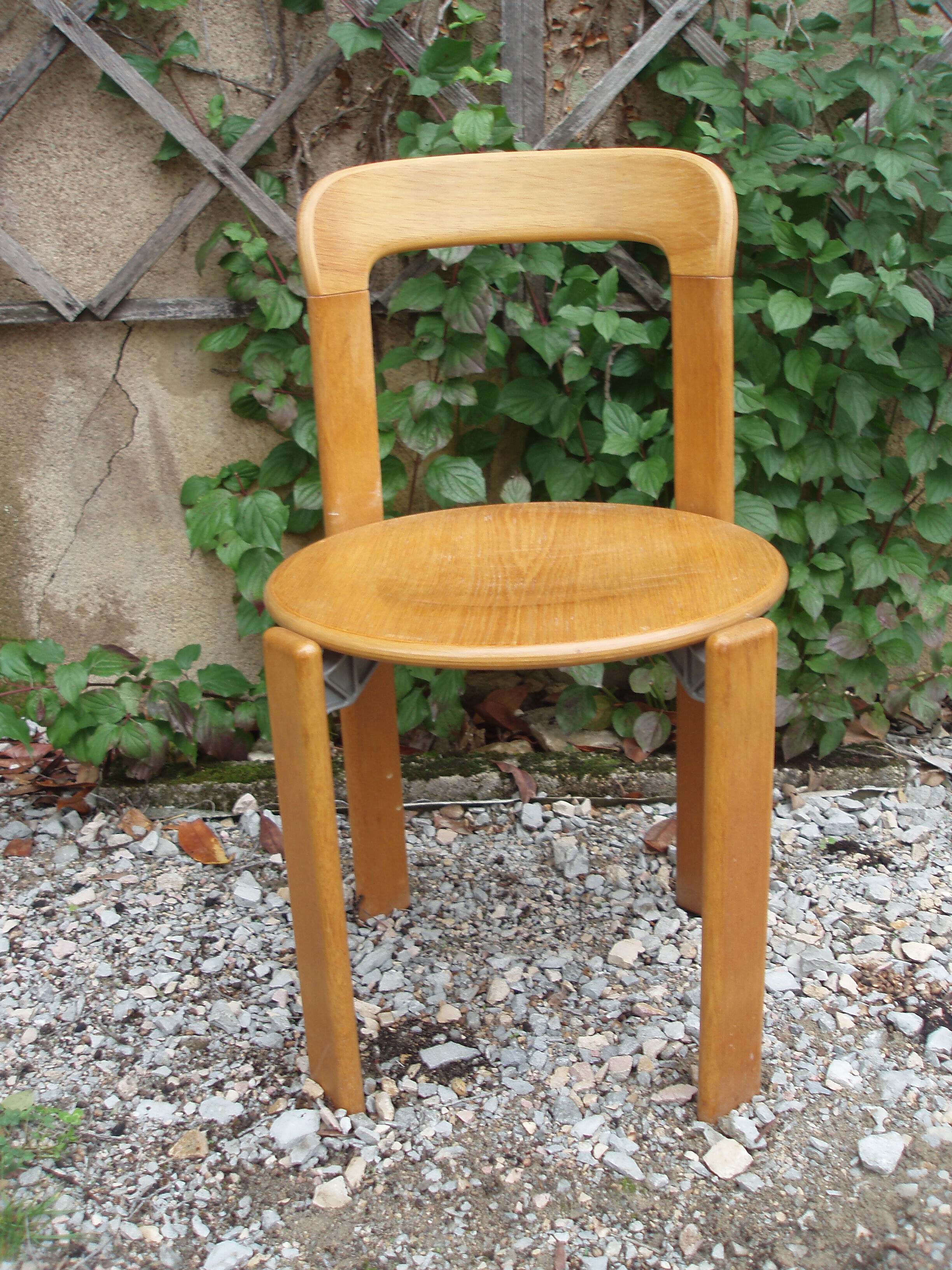 Série de 4 chaises Bruno Rey designer Suisse crée en 1971