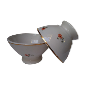 2 vintage bowls on pedestal