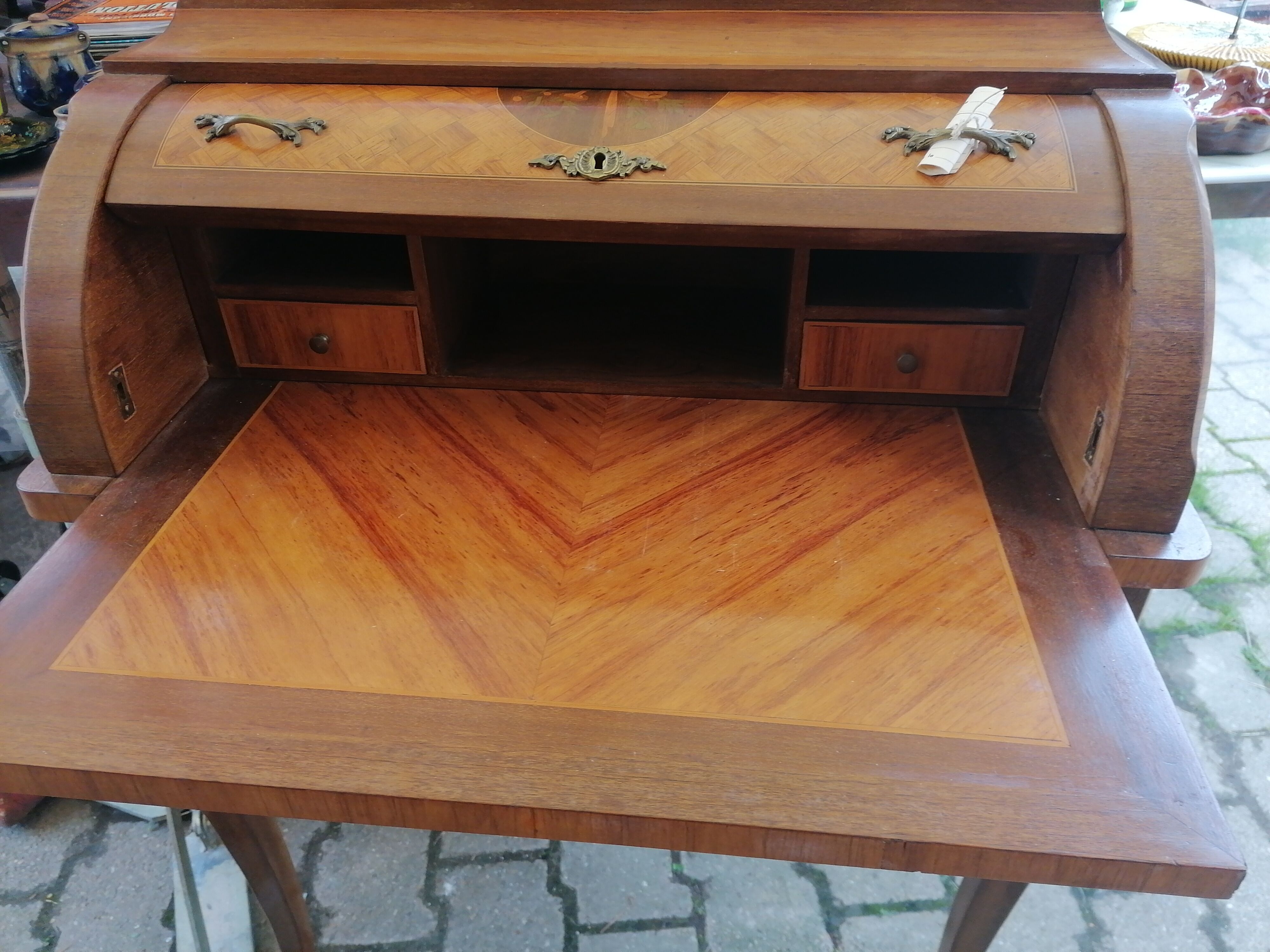 Small Cylinder Desk
