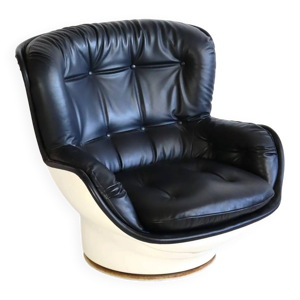Fauteuil « Karaté » de Michel Cadestin