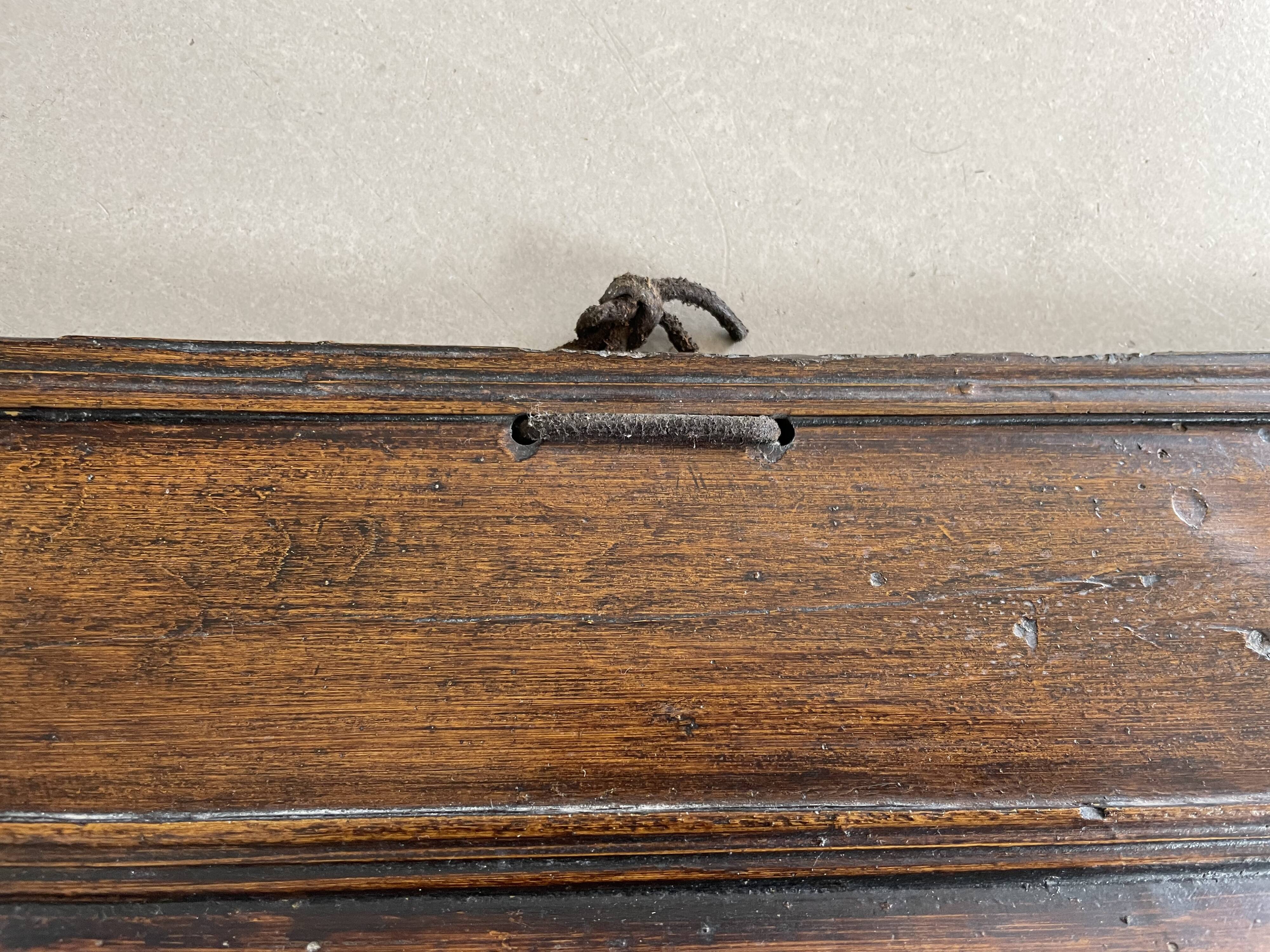 Mirror still old oak