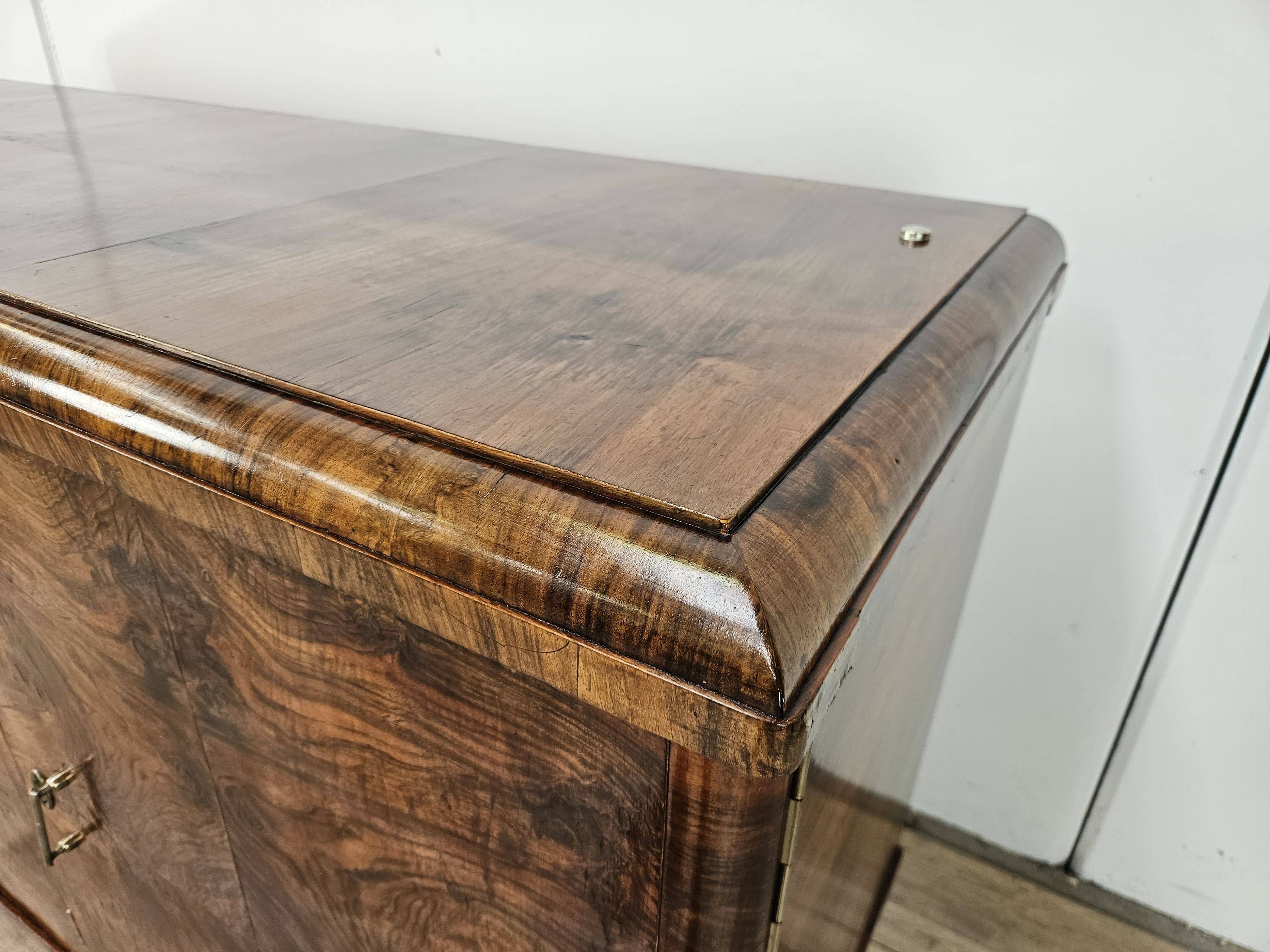 1940s Art Deco walnut sideboard with three doors