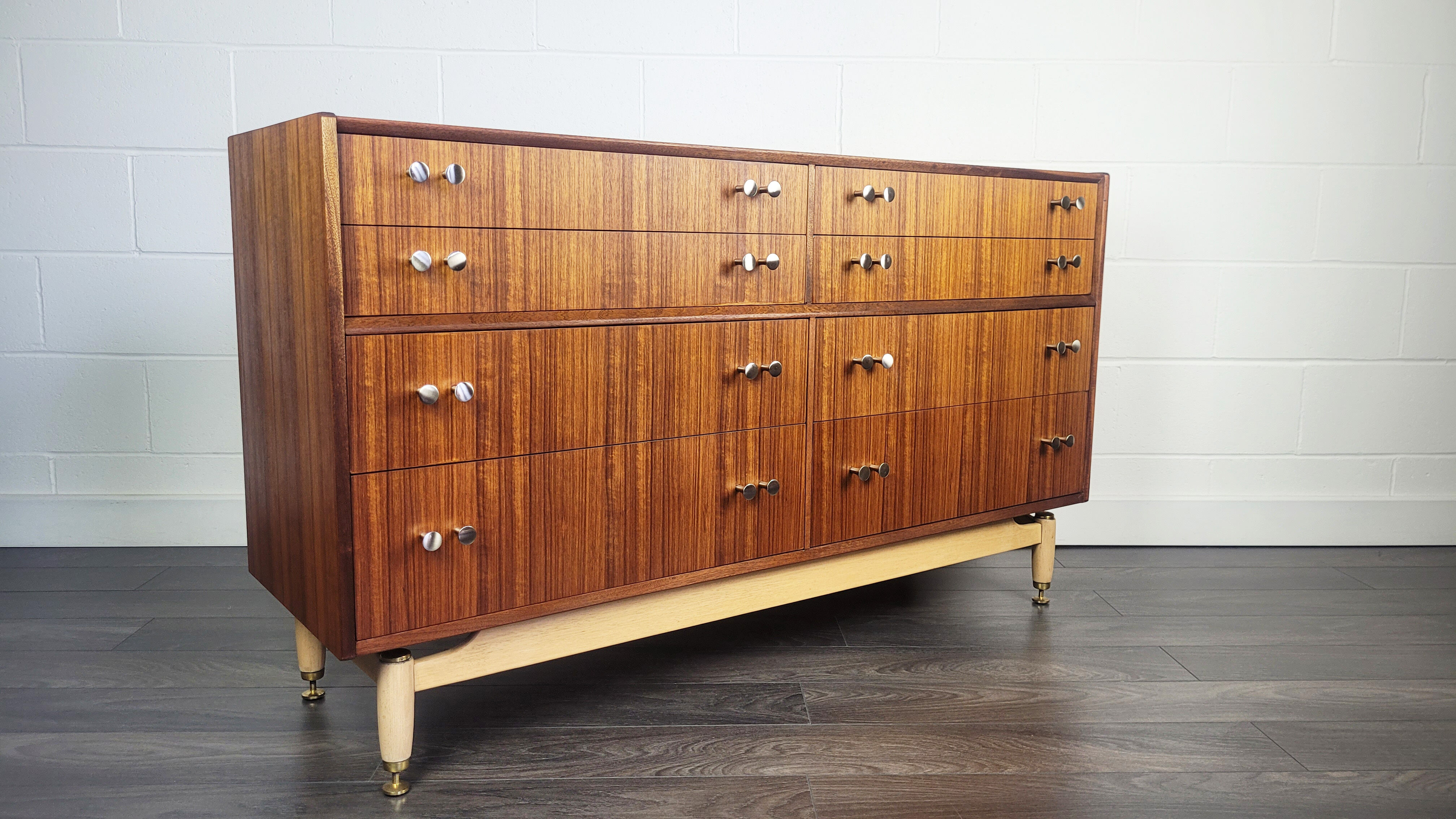 Commode G-plan, années 1960