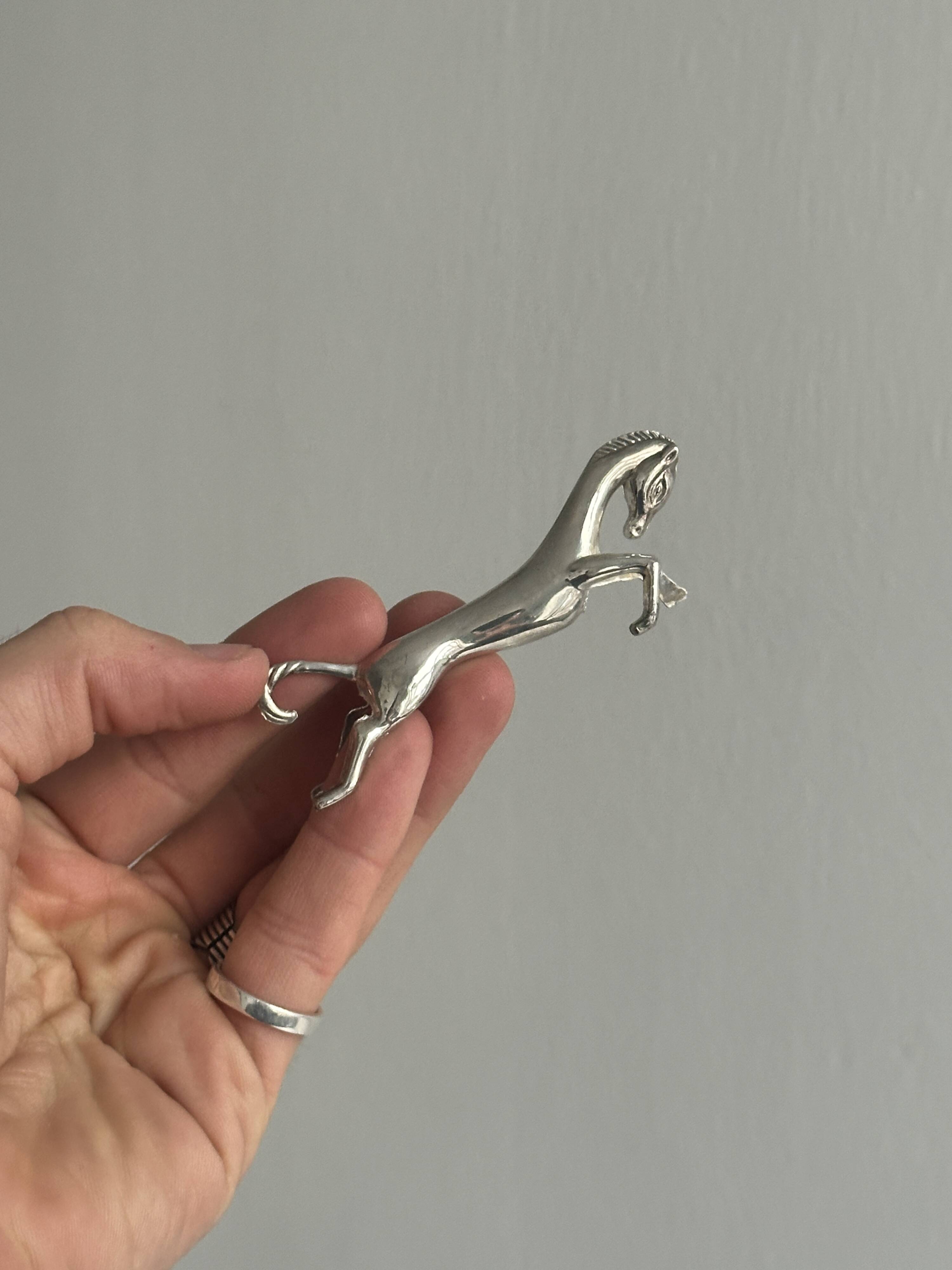 6 silver metal horse knife holders