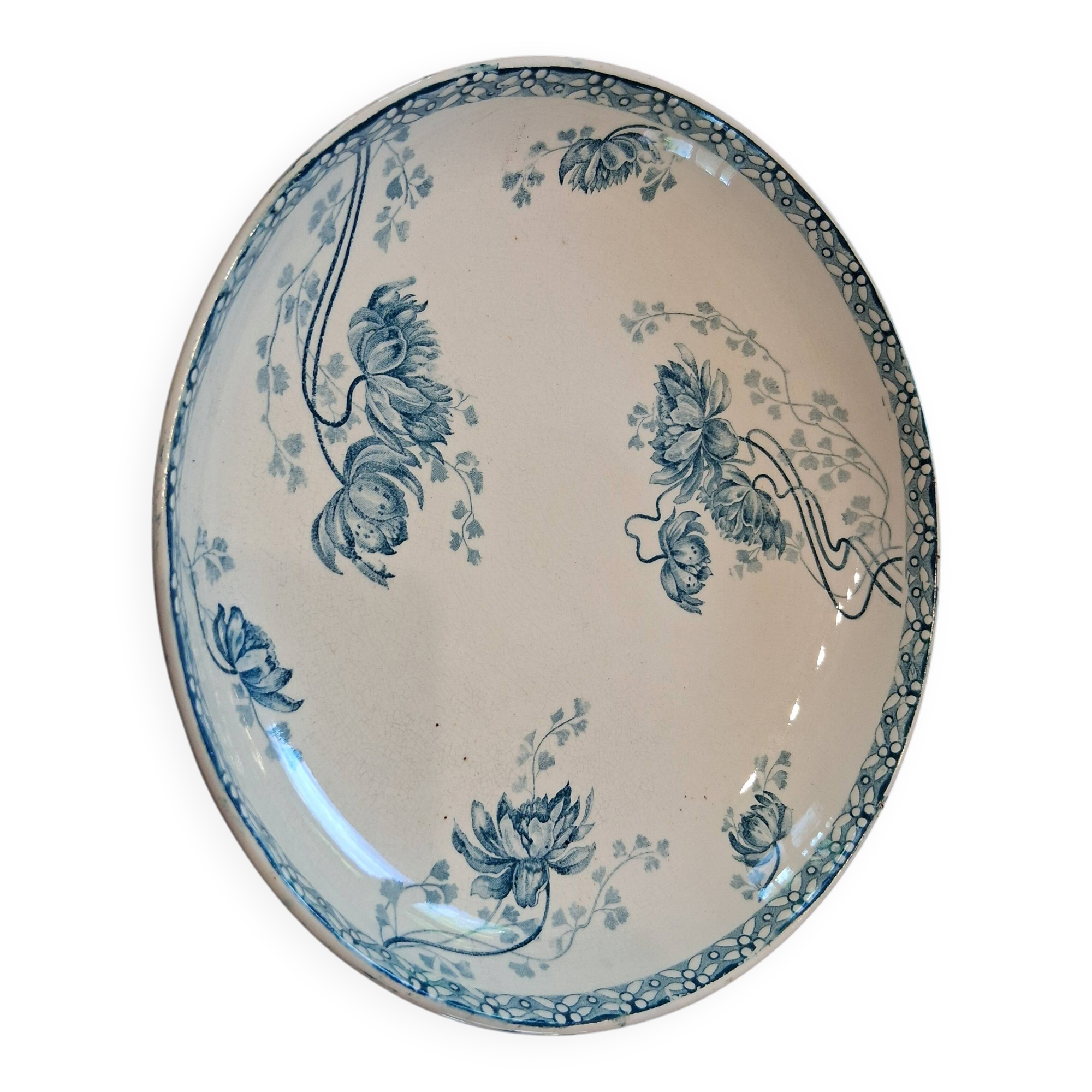 Floral patterned earthenware compote from Royat by Sarreguemines.