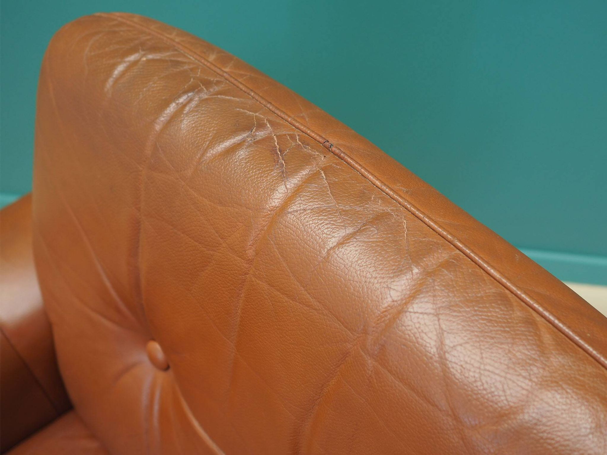 Fauteuil en cuir, design danois, années 1960, production : Danemark