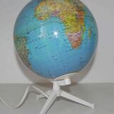 Ancient tripod globe in Duplex 70's