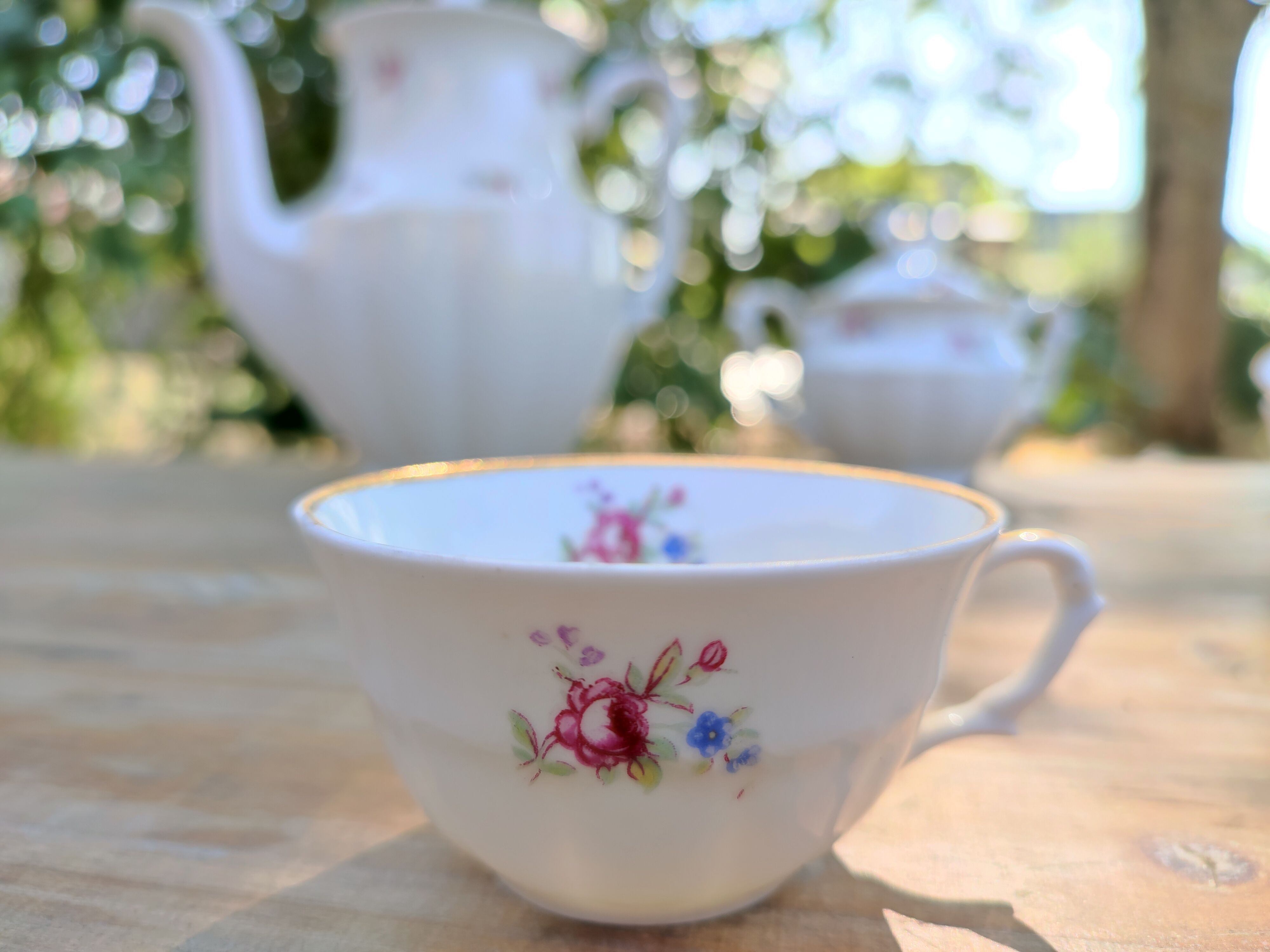 Coffee service, porcelain tea