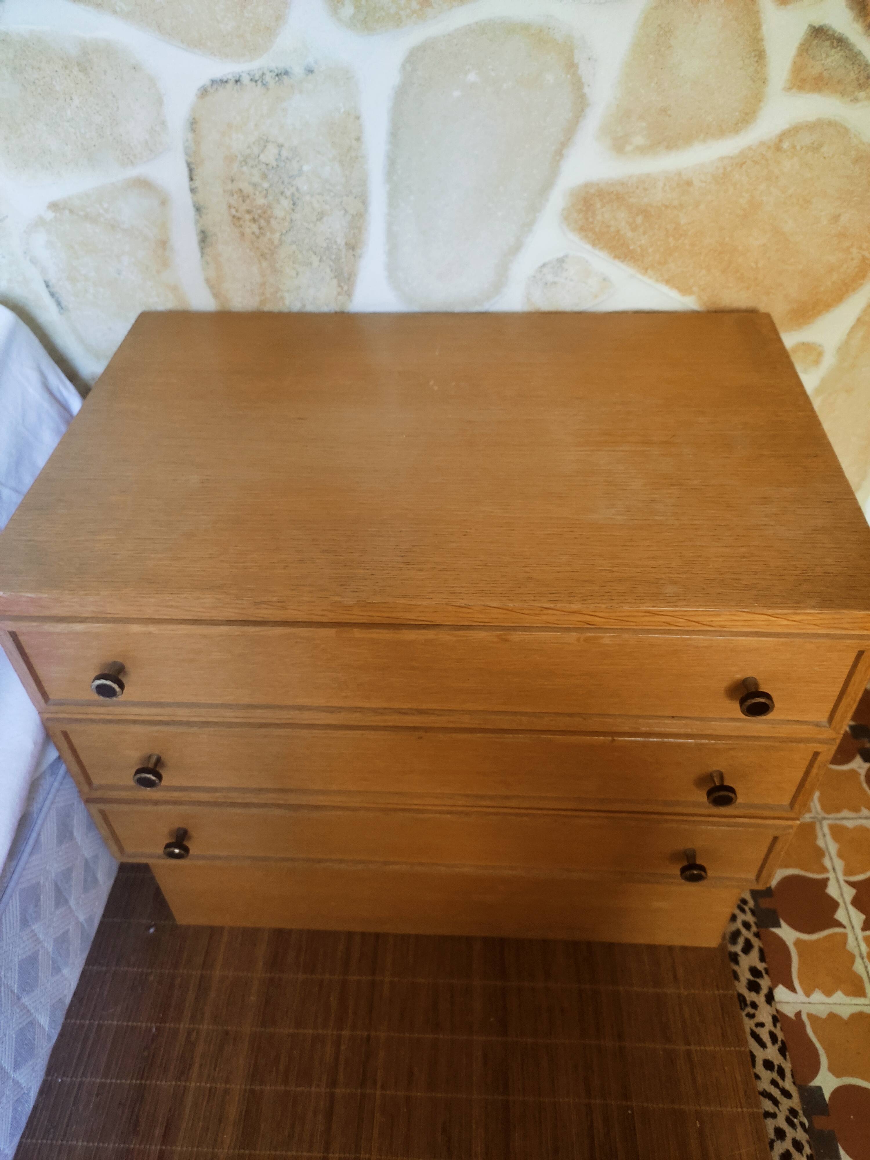 Bedside 3 drawers in light wood