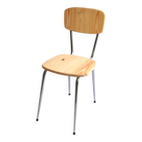 Vintage chair in solid pine