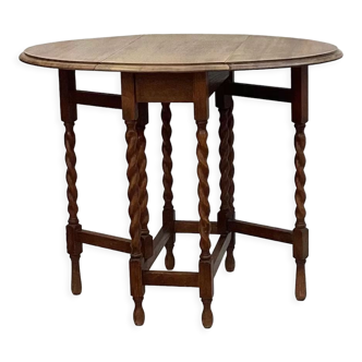 Oak wood table dimension: height -72cm- width -89cm- depth -31.5 to 89cm-