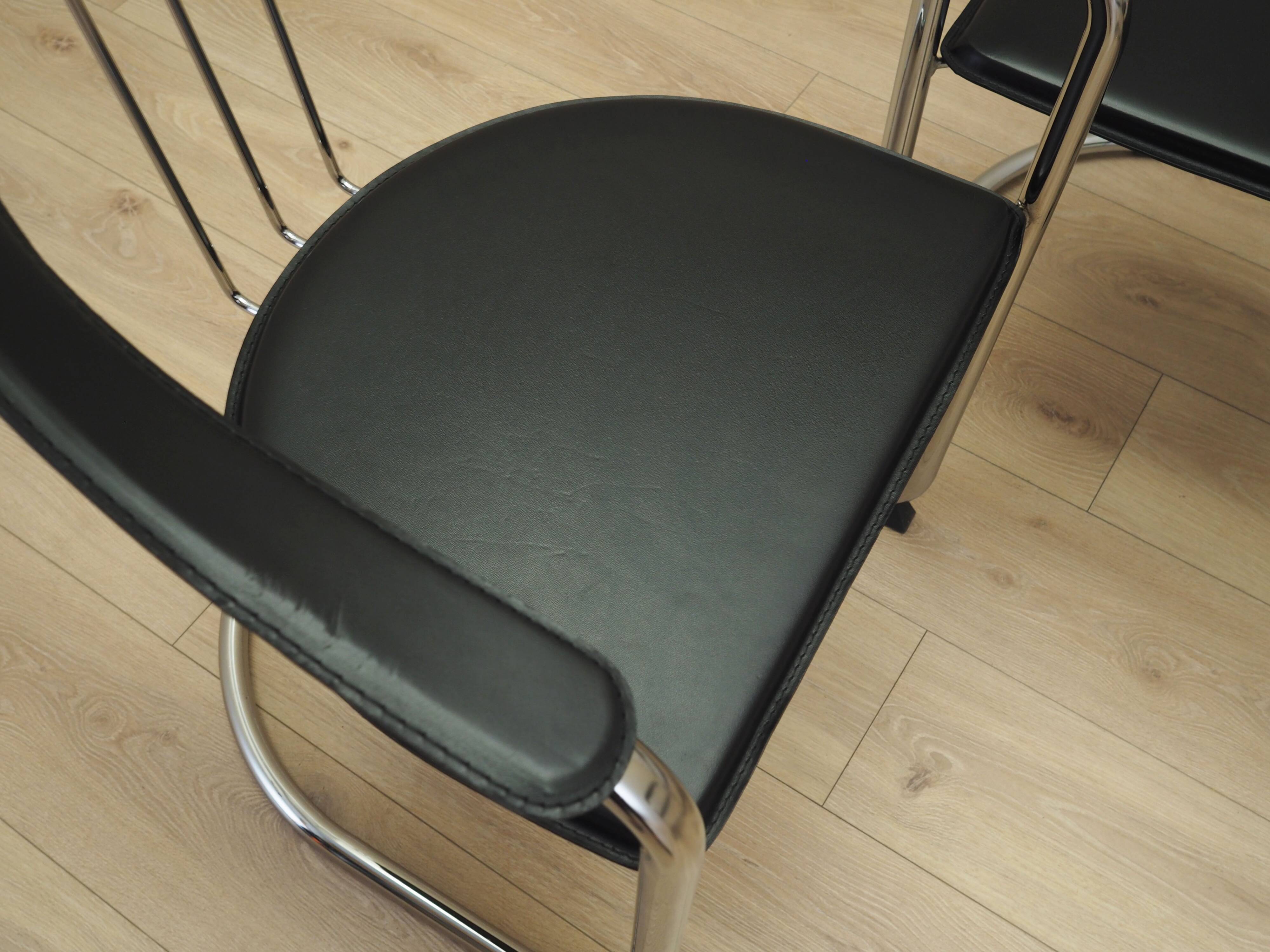 Set of four chairs, Italian design, 1980s, production: Italy