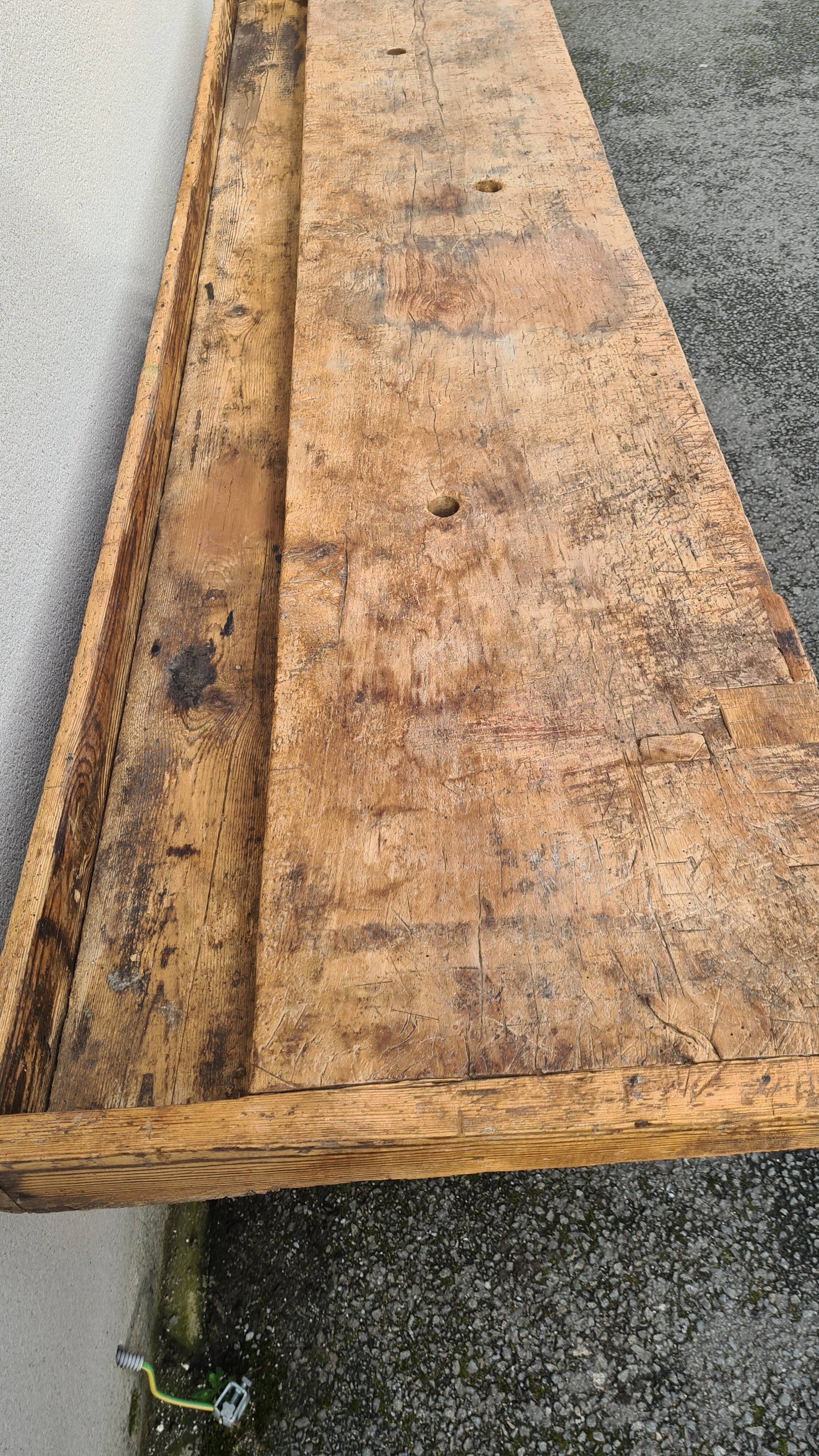 Carpenter's workbech