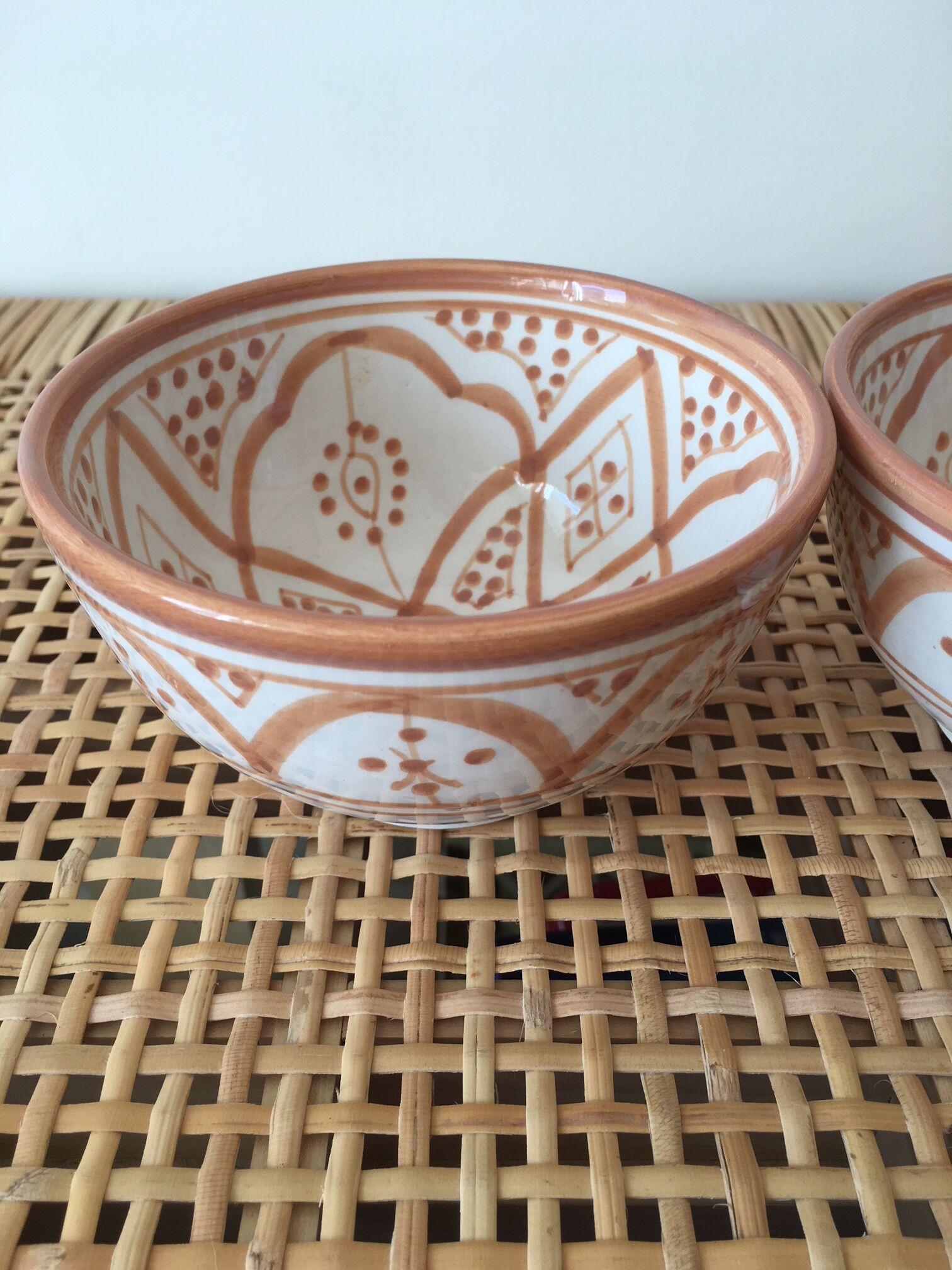 Lot of small bowls of peach pink ceramic