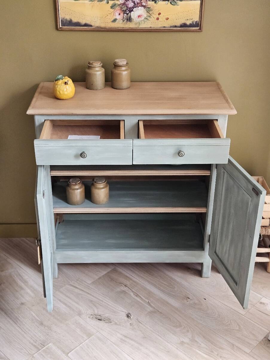 Renovated and distressed Parisian sideboard | Lucien