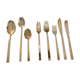 Cutlery service "Scanline" by Sigvard Bernadotte