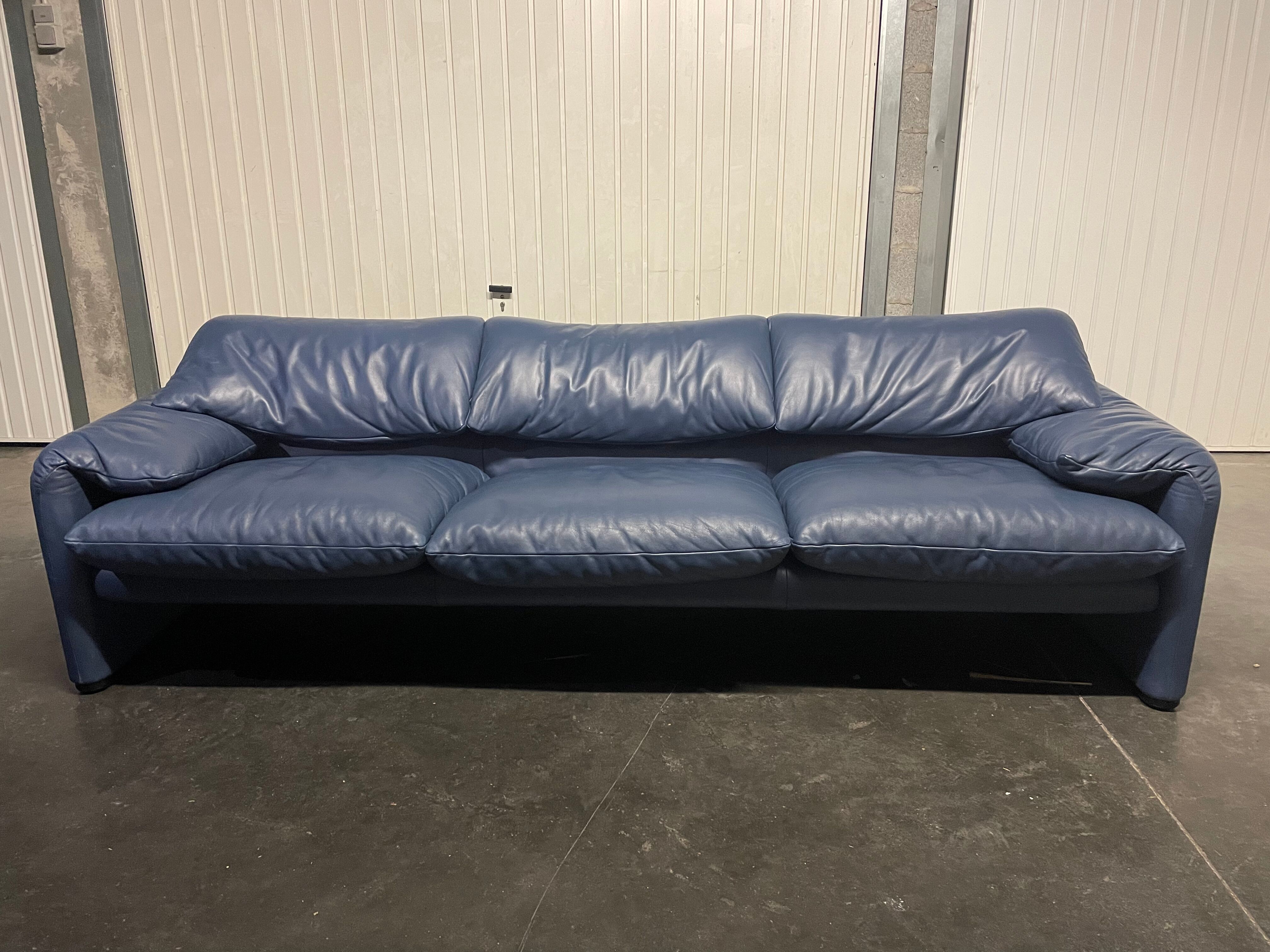 Sofa Maralunga by Vico Magisttreti for Cassina