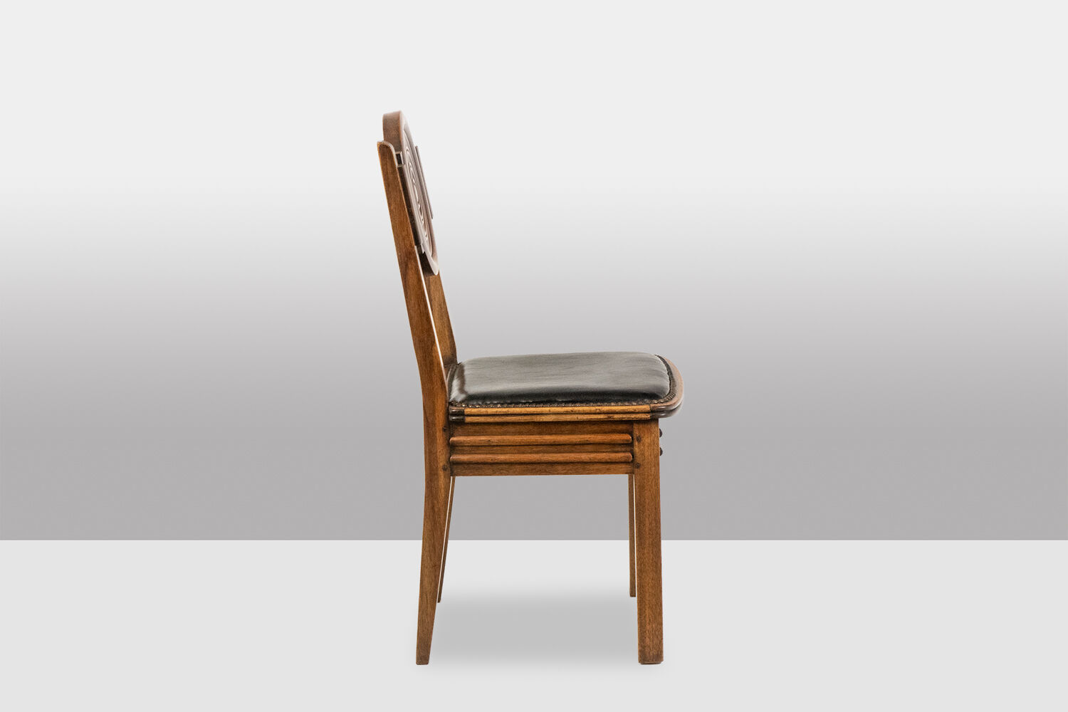 Étienne Kohlmann. Set of 6 Modernist style chairs. 1960s.