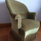 Fauteuil crapaud en velours vert art déco