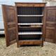 Armoire lingère de village en campagne
