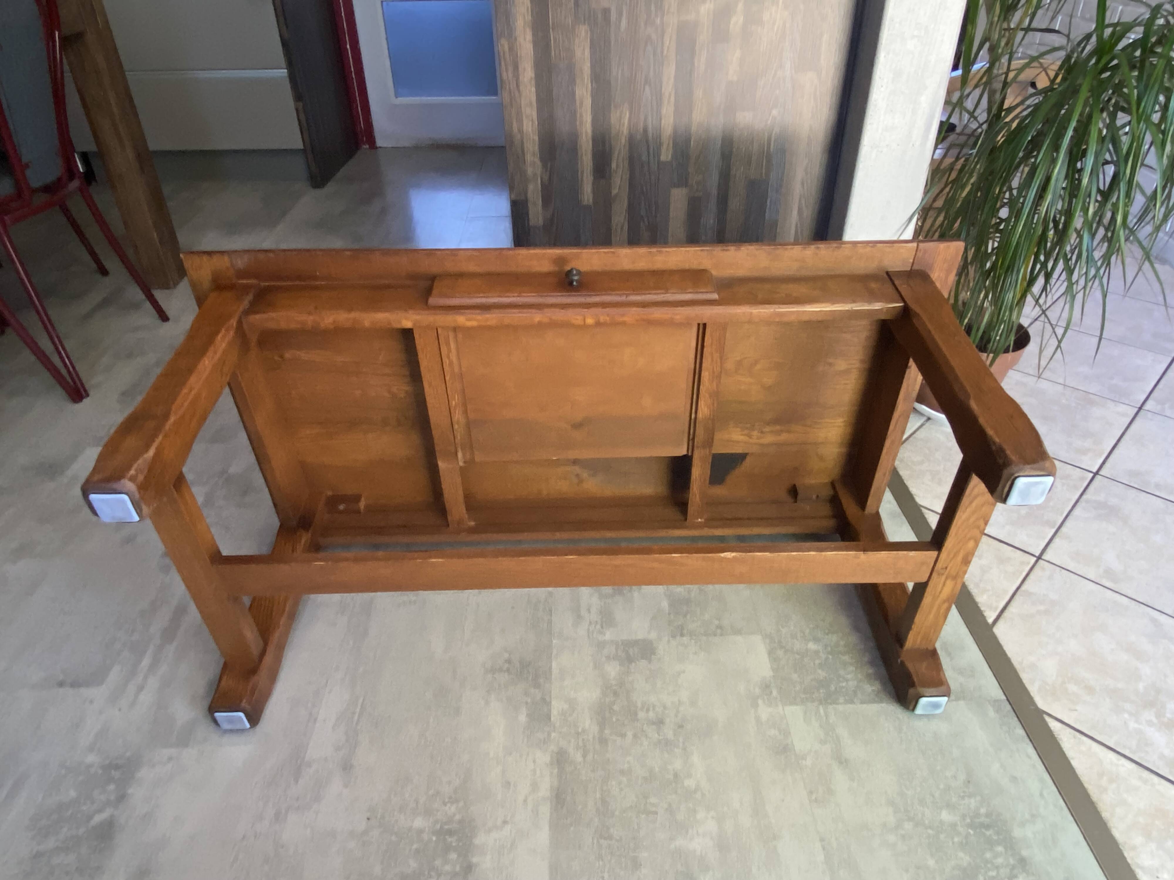 Rustic farmhouse antique coffee table made of solid oak with 1 drawer 50.
