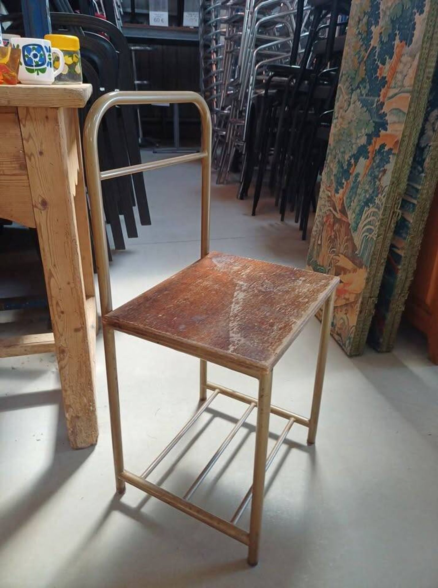 Chaise Chevet d’Internat Vintage