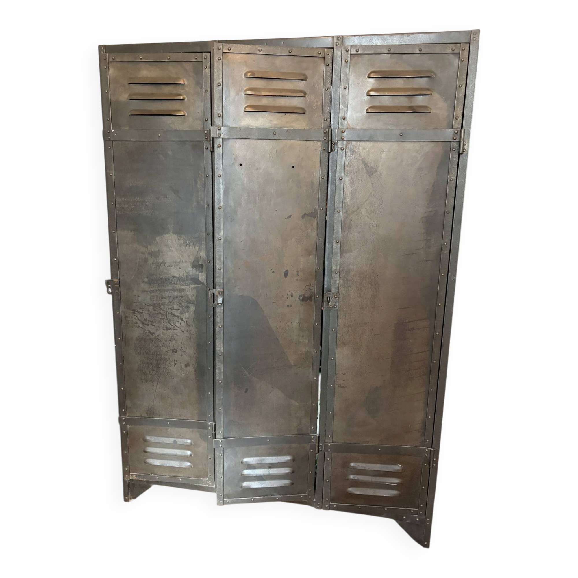 Armoire vestiaire métallique