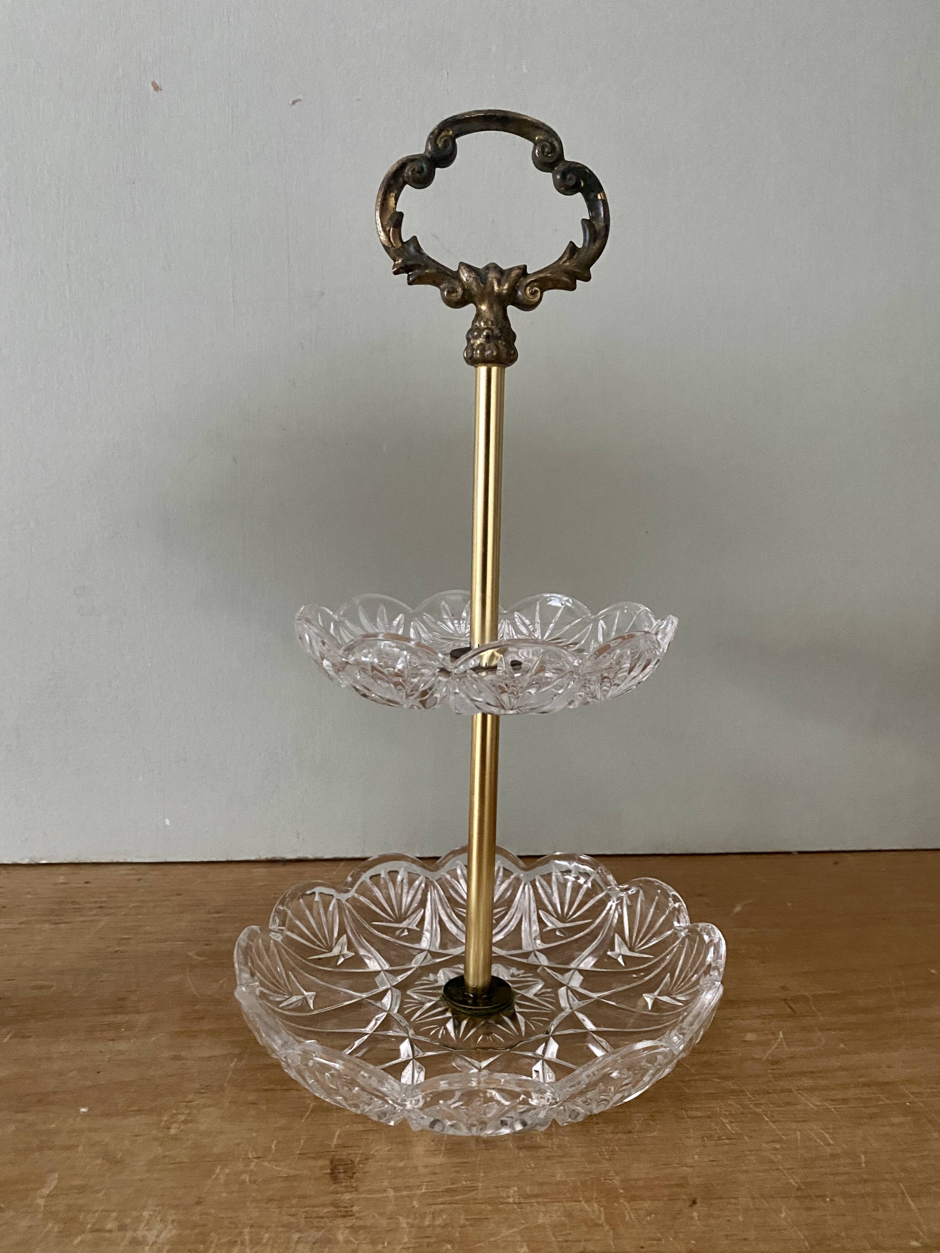 Servant or vintage jewelry holder in glass and brass