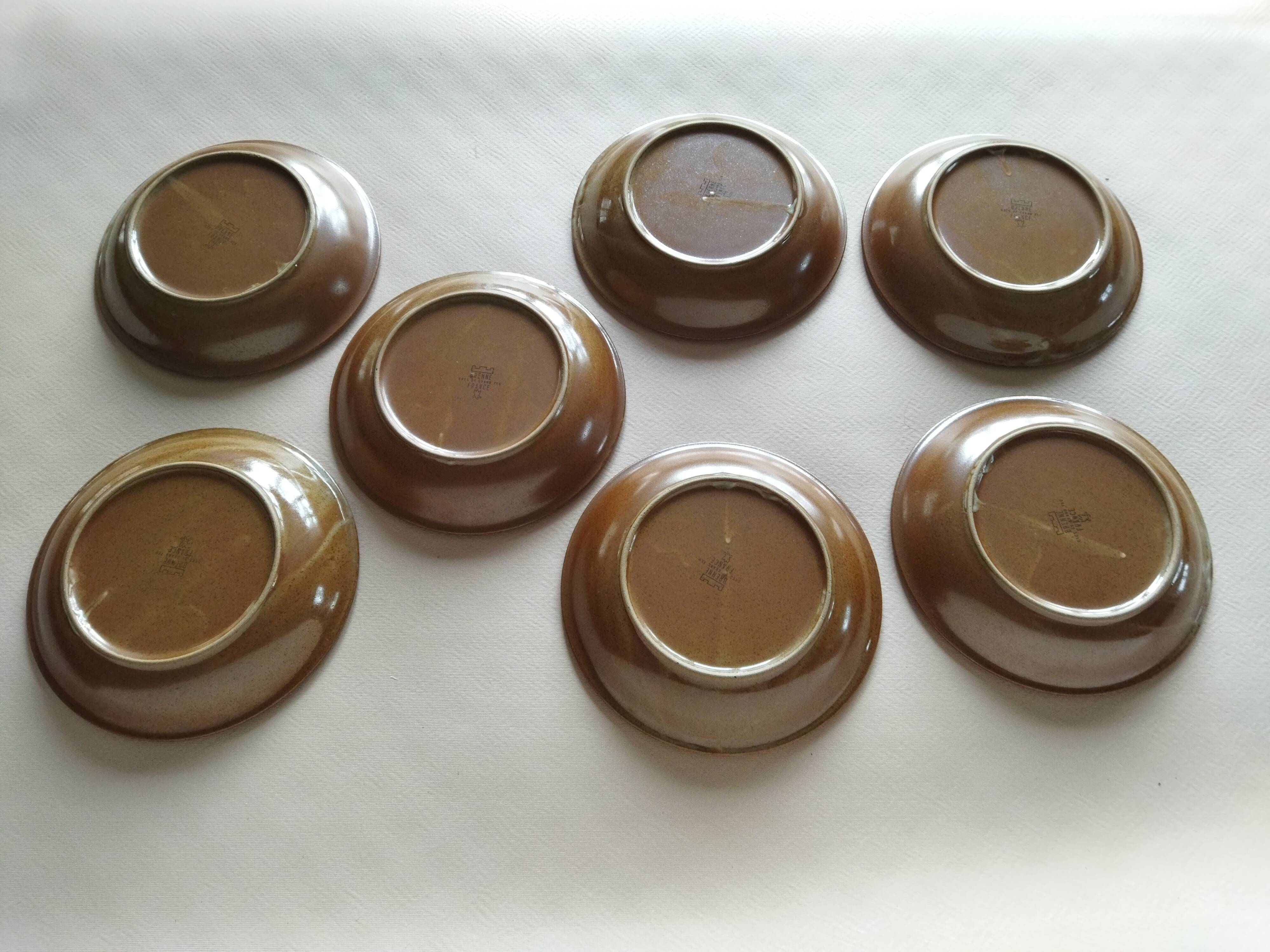 Plates caps Grès de Brenne