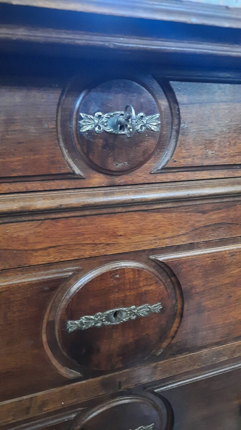 Dressing table chest of drawers