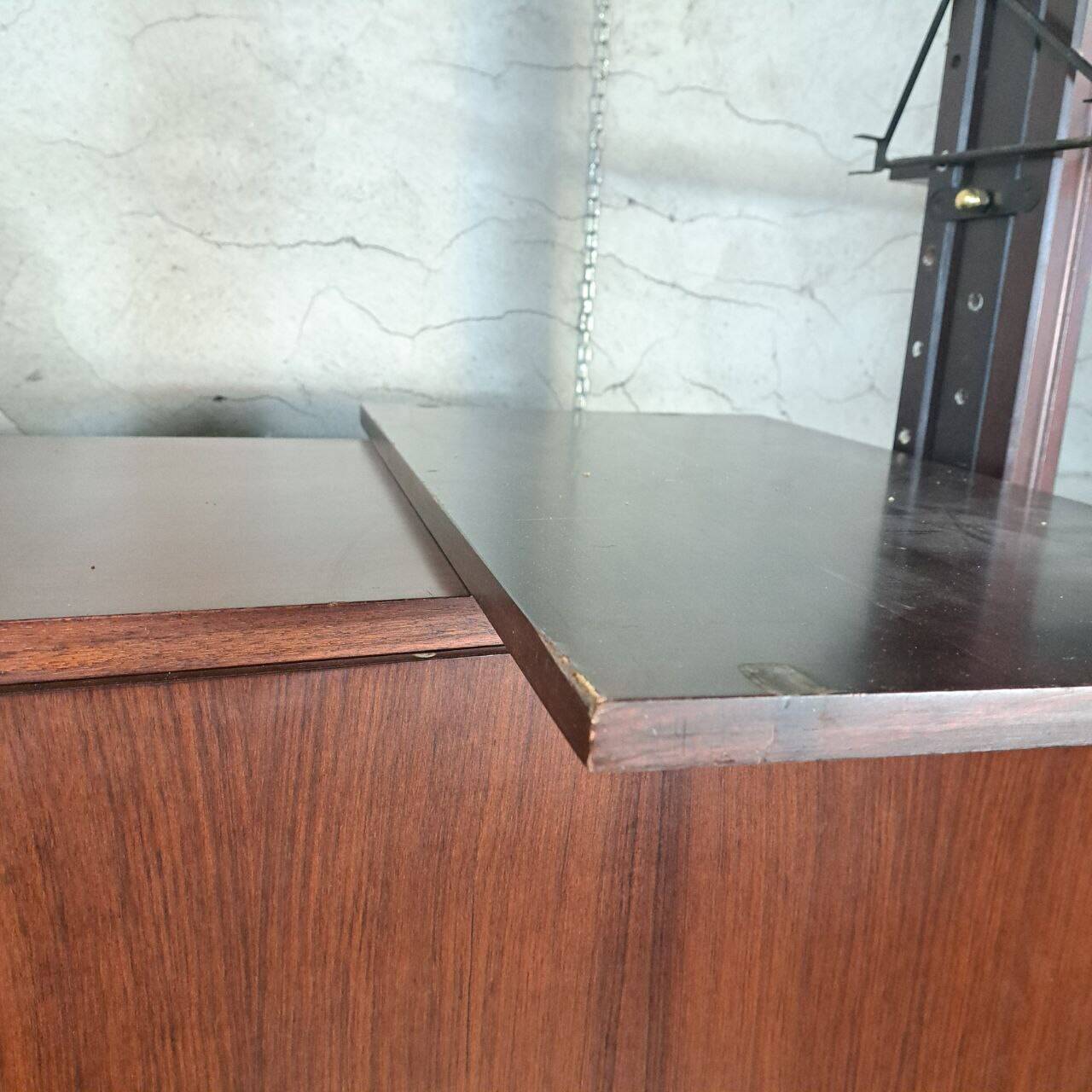 Libreria modulare terra altezza regolabile vintage anni 70, dadi en ottone