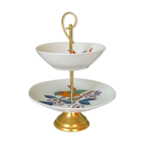 Vintage cake display