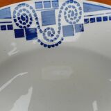 Assiettes en faïence, décor des années 30