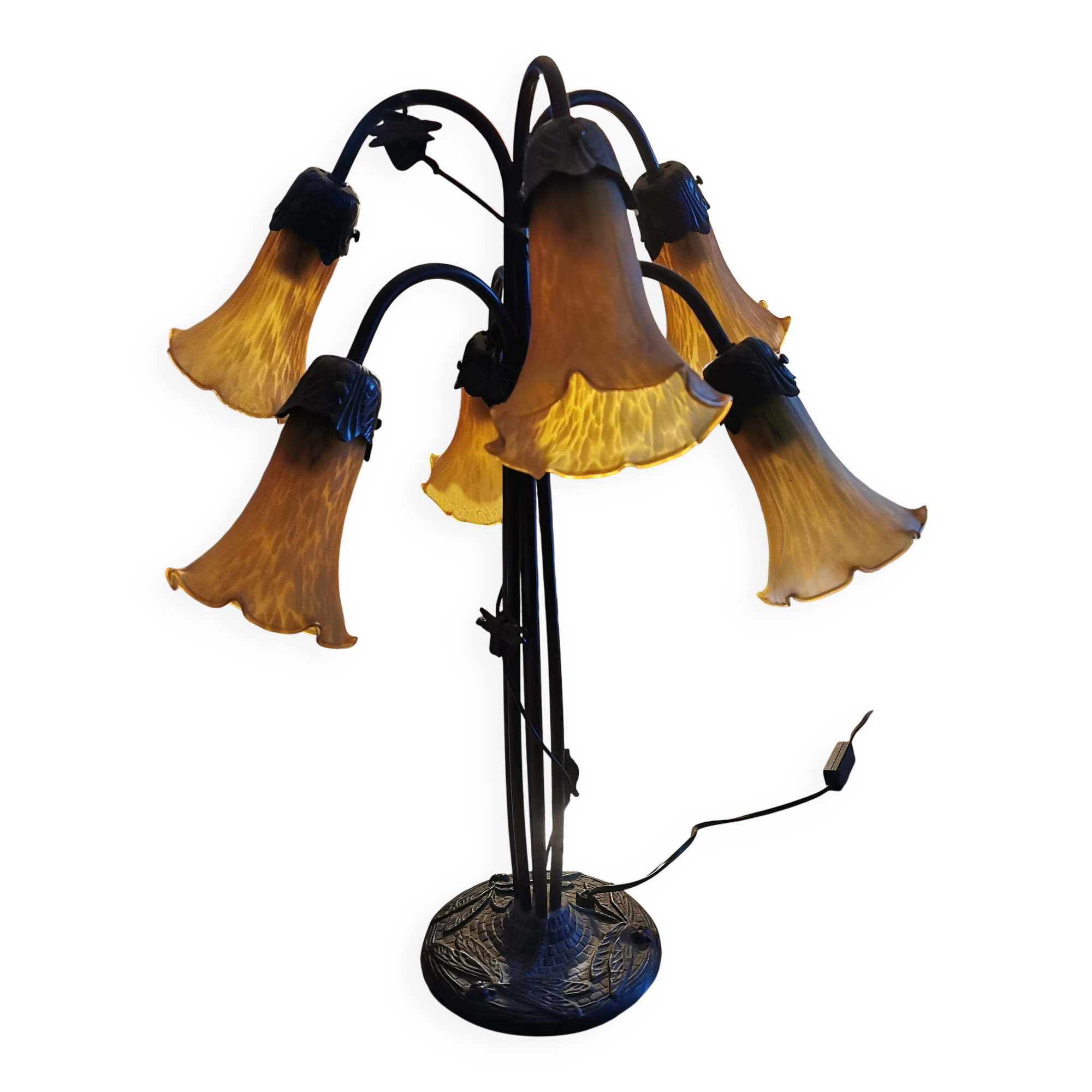 Table lamp