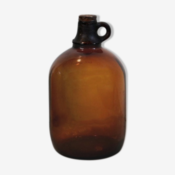 Amber canister