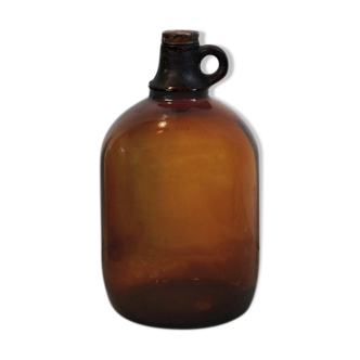 Amber canister
