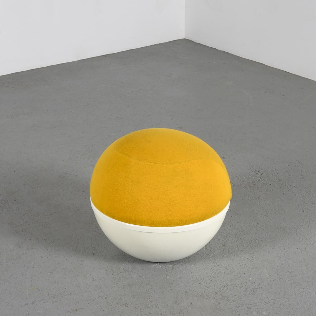 Ball stool, circa 1980