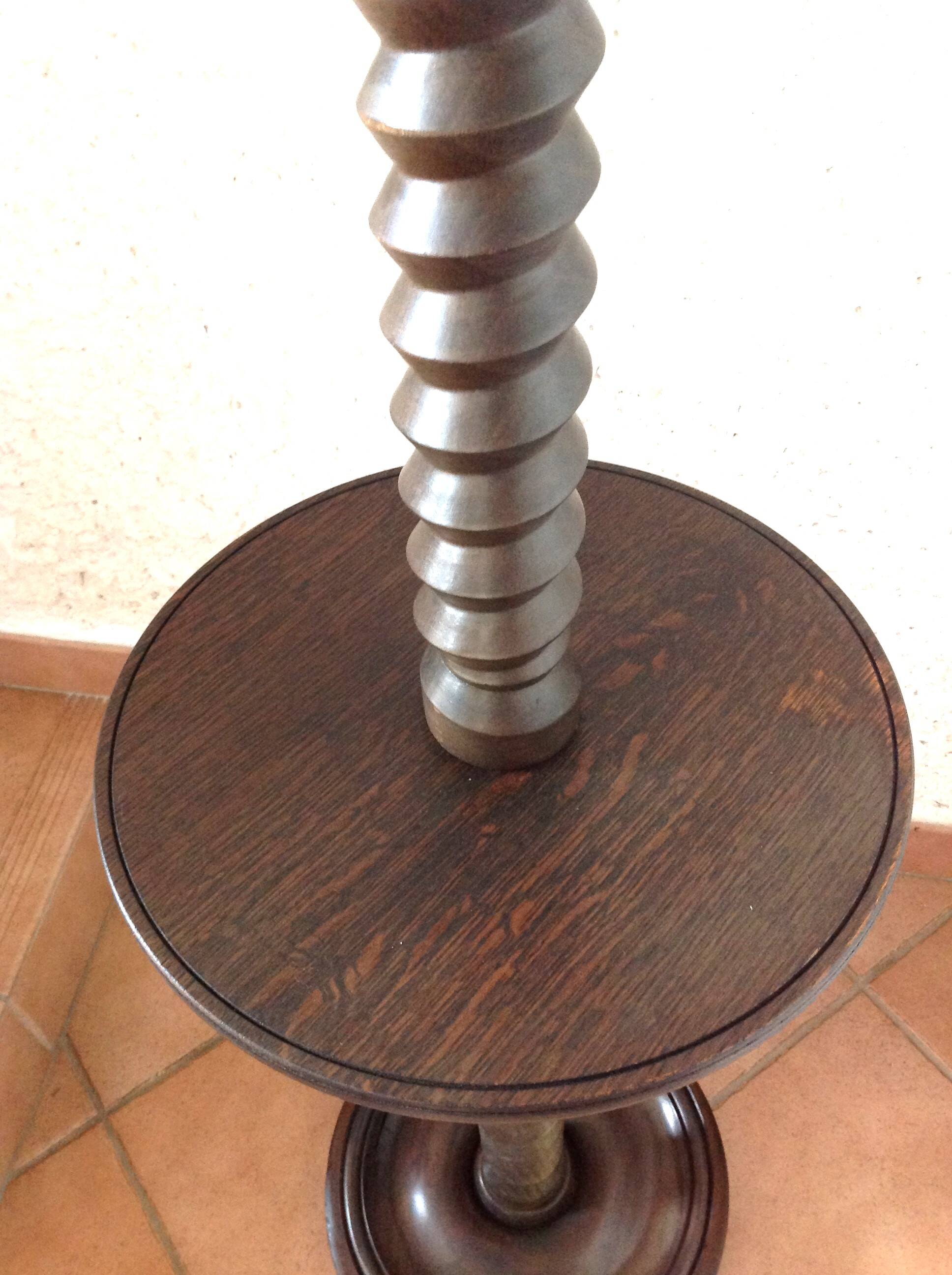 Wooden floor lamp turned in the spirit of Charles Dudouyt / art deco style