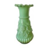 Vase en opaline de foire verte