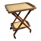 Serving table